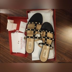 Authentic Valentino Rockstud Slides 37